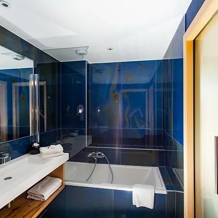 Le Rapp Hotel 4*